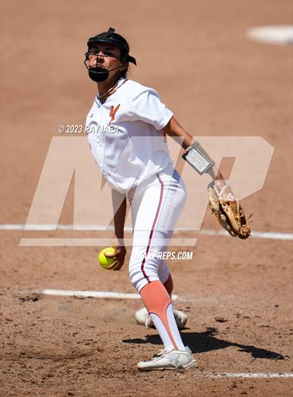 Thumbnail 2 in Vacaville vs. Whitney (CIF SJS D2 Final) photogallery.