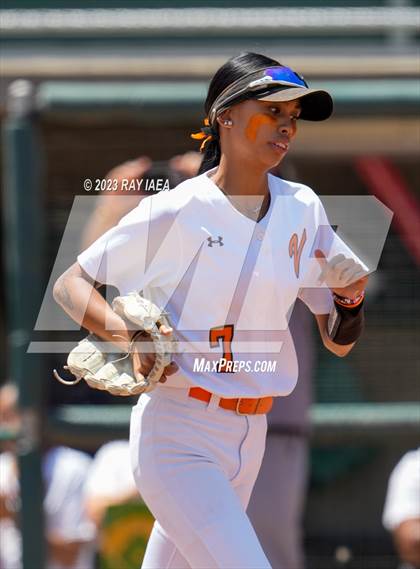 Thumbnail 3 in Vacaville vs. Whitney (CIF SJS D2 Final) photogallery.