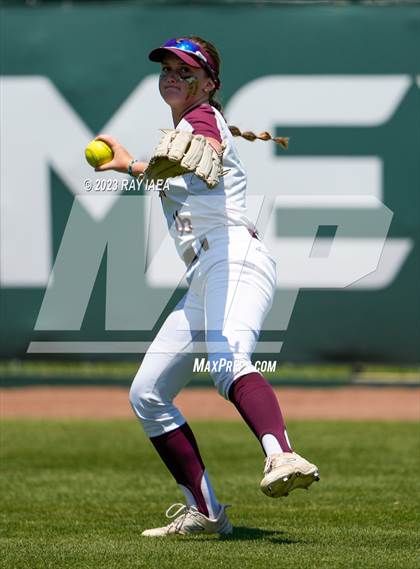 Thumbnail 2 in Vacaville vs. Whitney (CIF SJS D2 Final) photogallery.