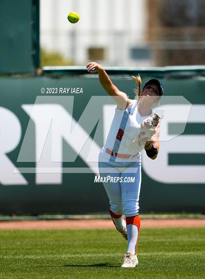 Thumbnail 2 in Vacaville vs. Whitney (CIF SJS D2 Final) photogallery.