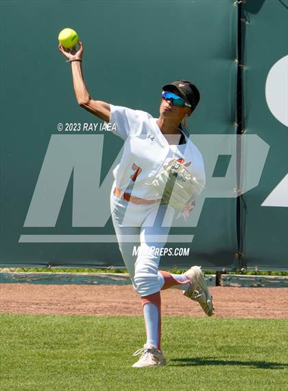 Thumbnail 3 in Vacaville vs. Whitney (CIF SJS D2 Final) photogallery.
