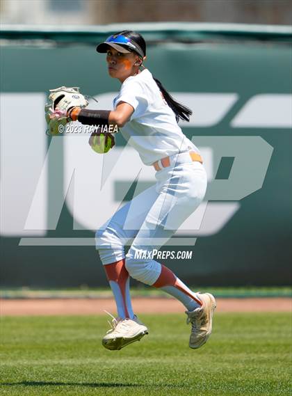 Thumbnail 1 in Vacaville vs. Whitney (CIF SJS D2 Final) photogallery.