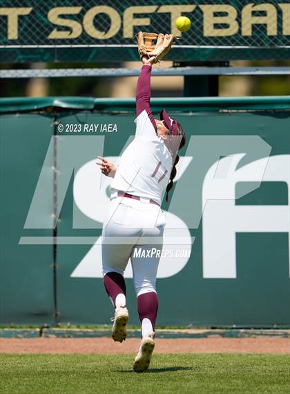 Thumbnail 1 in Vacaville vs. Whitney (CIF SJS D2 Final) photogallery.