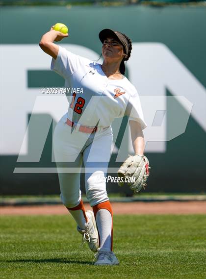 Thumbnail 1 in Vacaville vs. Whitney (CIF SJS D2 Final) photogallery.