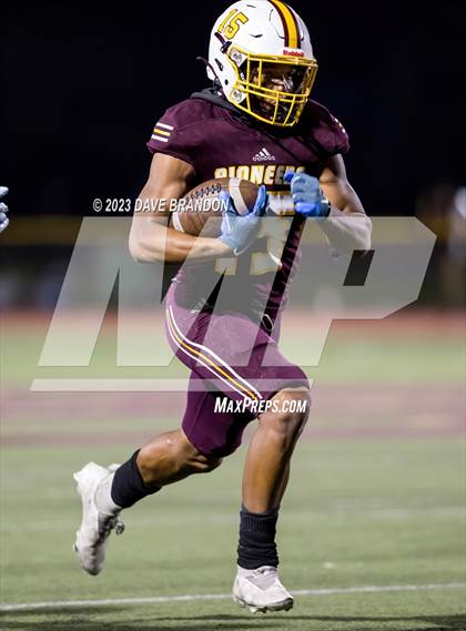 Thumbnail 3 in Saugus @ Simi Valley photogallery.