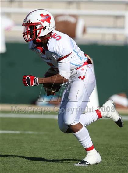 Thumbnail 3 in Skyline vs. Stony Point (Texas 5A D1 Region II Quarterfinal Playoff) photogallery.