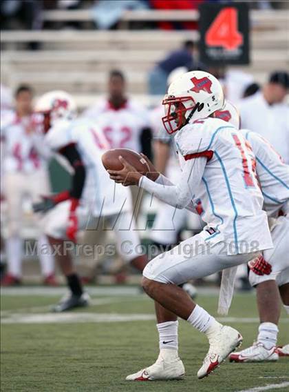 Thumbnail 1 in Skyline vs. Stony Point (Texas 5A D1 Region II Quarterfinal Playoff) photogallery.