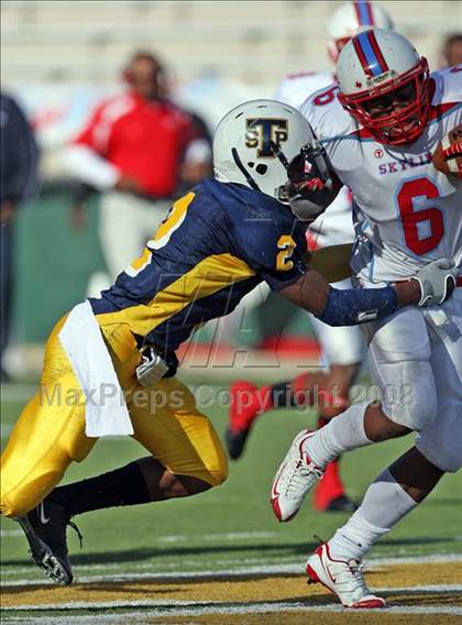 Thumbnail 1 in Skyline vs. Stony Point (Texas 5A D1 Region II Quarterfinal Playoff) photogallery.