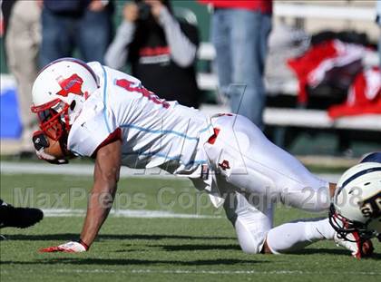 Thumbnail 1 in Skyline vs. Stony Point (Texas 5A D1 Region II Quarterfinal Playoff) photogallery.