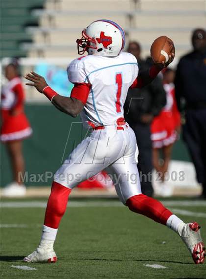 Thumbnail 1 in Skyline vs. Stony Point (Texas 5A D1 Region II Quarterfinal Playoff) photogallery.