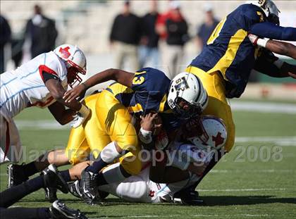 Thumbnail 2 in Skyline vs. Stony Point (Texas 5A D1 Region II Quarterfinal Playoff) photogallery.
