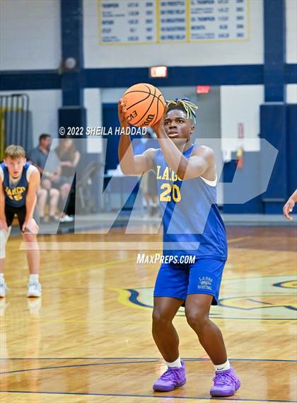 Thumbnail 1 in Bradenton Christian vs Largo (The Hoop Vibe) photogallery.