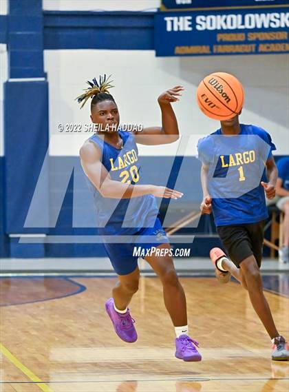 Thumbnail 1 in Bradenton Christian vs Largo (The Hoop Vibe) photogallery.