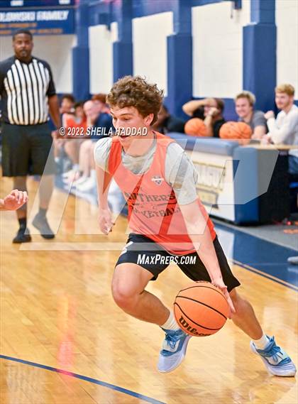 Thumbnail 1 in Bradenton Christian vs Largo (The Hoop Vibe) photogallery.