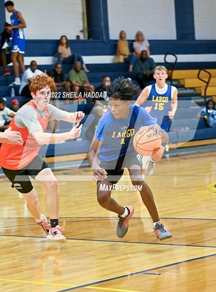 Thumbnail 1 in Bradenton Christian vs Largo (The Hoop Vibe) photogallery.