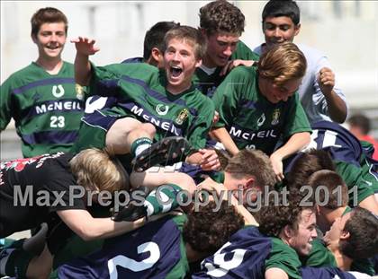 Thumbnail 1 in McNeil vs Tomball (5A Regional Playoffs) photogallery.