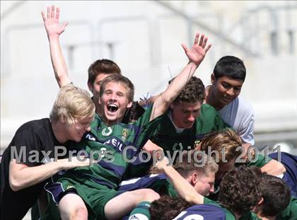 Thumbnail 3 in McNeil vs Tomball (5A Regional Playoffs) photogallery.
