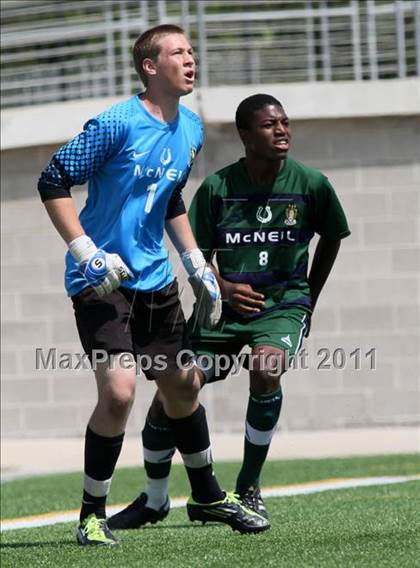 Thumbnail 3 in McNeil vs Tomball (5A Regional Playoffs) photogallery.