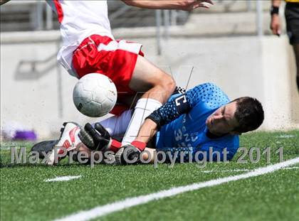 Thumbnail 2 in McNeil vs Tomball (5A Regional Playoffs) photogallery.