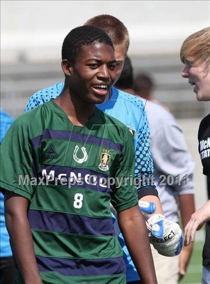 Thumbnail 1 in McNeil vs Tomball (5A Regional Playoffs) photogallery.