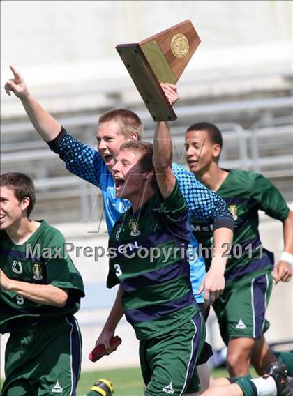 Thumbnail 2 in McNeil vs Tomball (5A Regional Playoffs) photogallery.