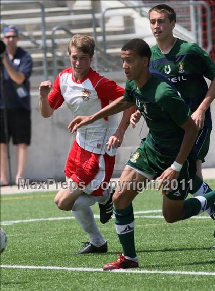 Thumbnail 1 in McNeil vs Tomball (5A Regional Playoffs) photogallery.