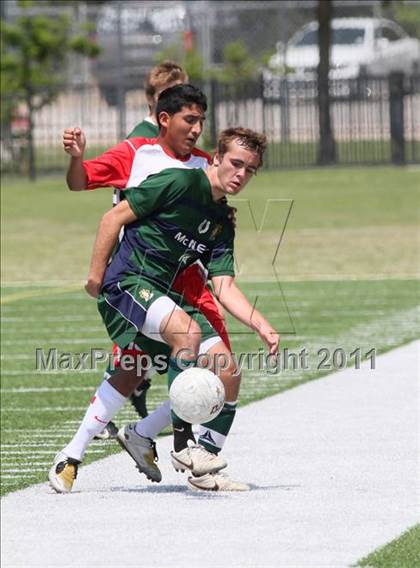 Thumbnail 2 in McNeil vs Tomball (5A Regional Playoffs) photogallery.