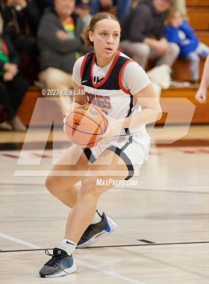 Thumbnail 2 in Marin Catholic @ Carondelet photogallery.