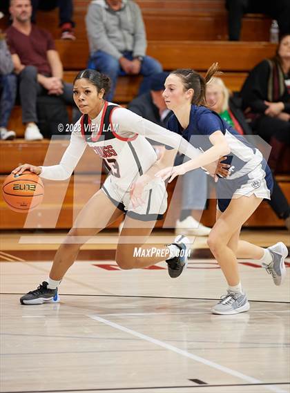 Thumbnail 1 in Marin Catholic @ Carondelet photogallery.