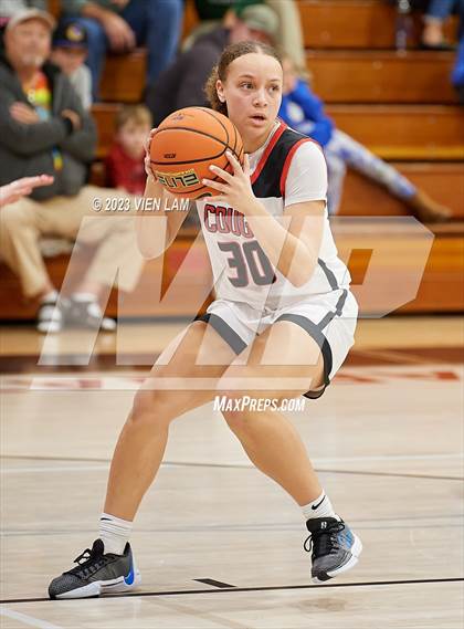 Thumbnail 1 in Marin Catholic @ Carondelet photogallery.