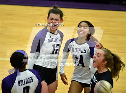 Thumbnail 3 in Fayetteville vs. Rogers photogallery.