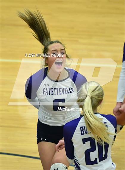 Thumbnail 2 in Fayetteville vs. Rogers photogallery.