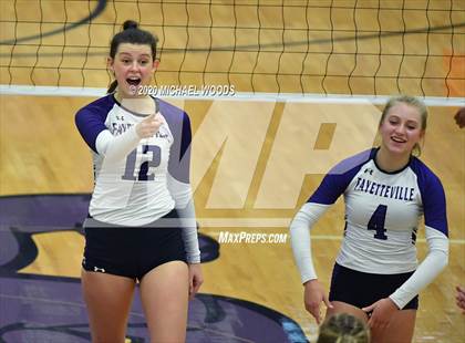 Thumbnail 2 in Fayetteville vs. Rogers photogallery.