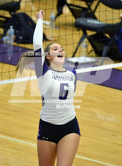 Thumbnail 2 in Fayetteville vs. Rogers photogallery.