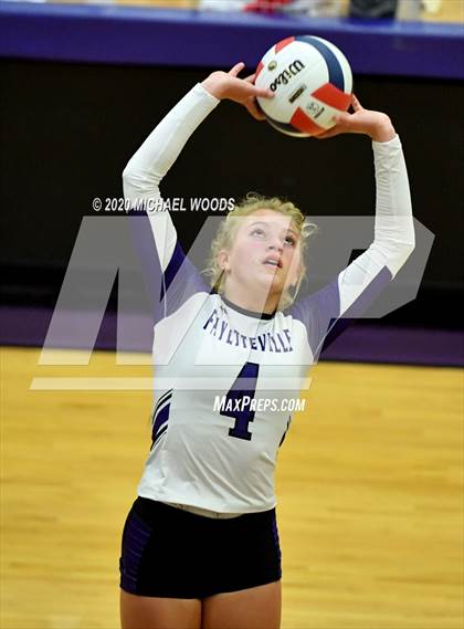 Thumbnail 2 in Fayetteville vs. Rogers photogallery.