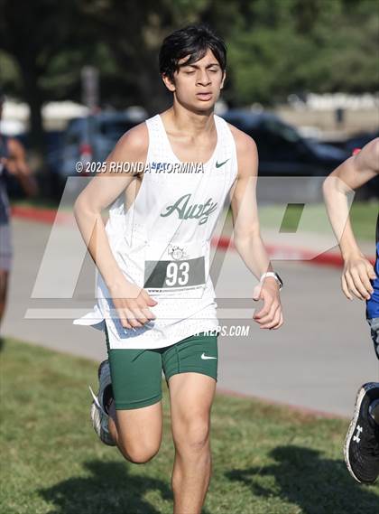 Thumbnail 1 in JV: Houston Christian Dave Jantzen Invitational photogallery.