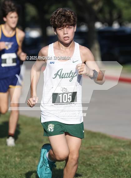 Thumbnail 3 in JV: Houston Christian Dave Jantzen Invitational photogallery.