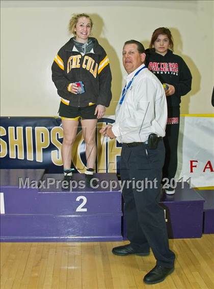 Thumbnail 1 in CIF State Girls Wrestling Championships (Awards) photogallery.