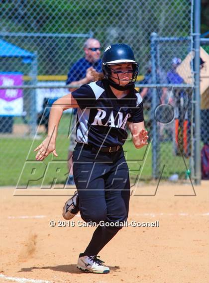 Thumbnail 3 in Ayden-Grifton vs. Havelock photogallery.