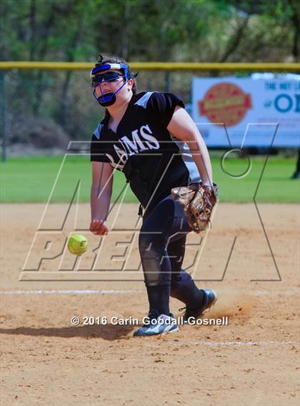 Thumbnail 2 in Ayden-Grifton vs. Havelock photogallery.
