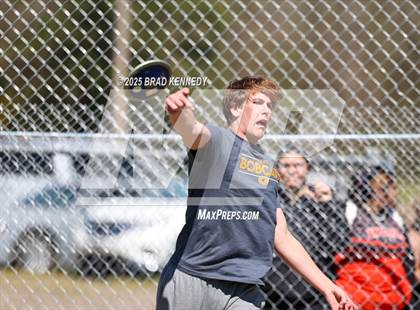Thumbnail 1 in Mt. Enterprise Track Meet (Field Events) photogallery.