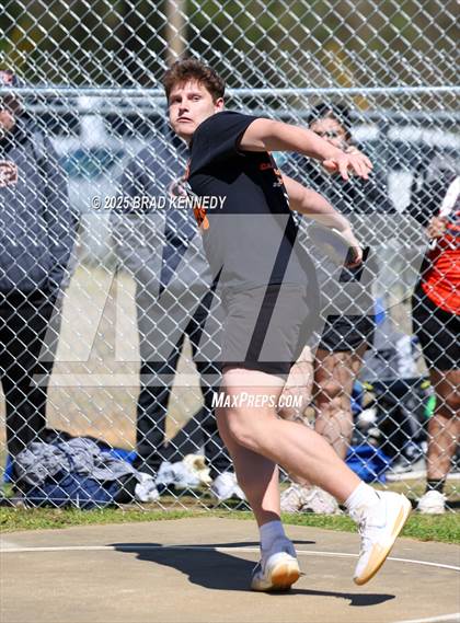 Thumbnail 3 in Mt. Enterprise Track Meet (Field Events) photogallery.