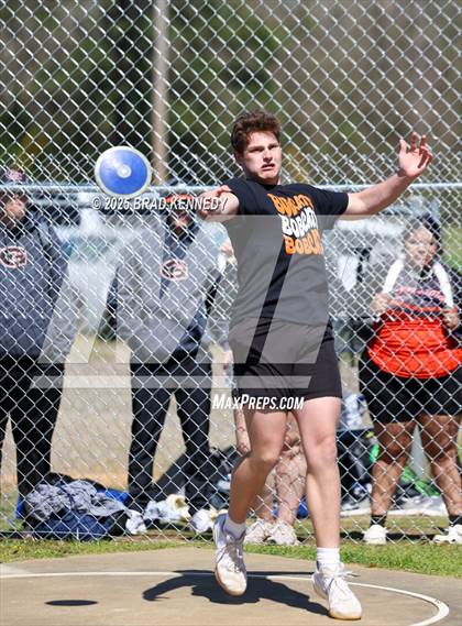 Thumbnail 2 in Mt. Enterprise Track Meet (Field Events) photogallery.