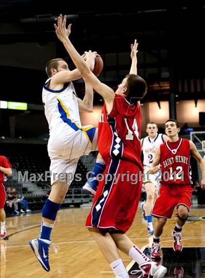 Thumbnail 2 in St. Henry vs. Newport Central Catholic (KHSAA Ninth Region Quarterfinals) photogallery.