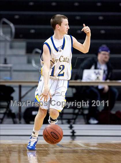 Thumbnail 2 in St. Henry vs. Newport Central Catholic (KHSAA Ninth Region Quarterfinals) photogallery.
