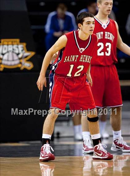 Thumbnail 3 in St. Henry vs. Newport Central Catholic (KHSAA Ninth Region Quarterfinals) photogallery.