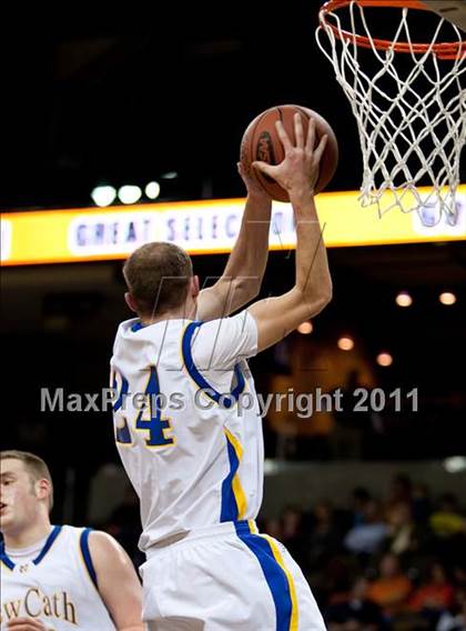 Thumbnail 2 in St. Henry vs. Newport Central Catholic (KHSAA Ninth Region Quarterfinals) photogallery.