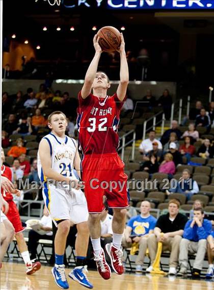Thumbnail 1 in St. Henry vs. Newport Central Catholic (KHSAA Ninth Region Quarterfinals) photogallery.