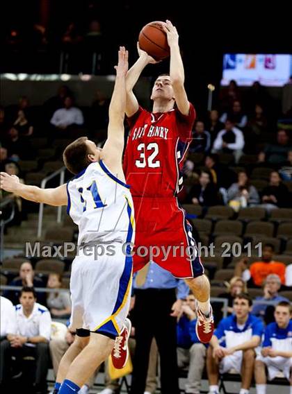 Thumbnail 3 in St. Henry vs. Newport Central Catholic (KHSAA Ninth Region Quarterfinals) photogallery.