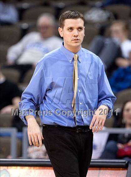 Thumbnail 3 in St. Henry vs. Newport Central Catholic (KHSAA Ninth Region Quarterfinals) photogallery.